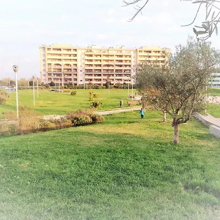 דירה Domus Fiera Di Roma Village *