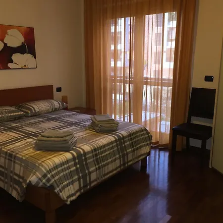 Domus Fiera Di Roma Village דירה פיומיצ'ינו