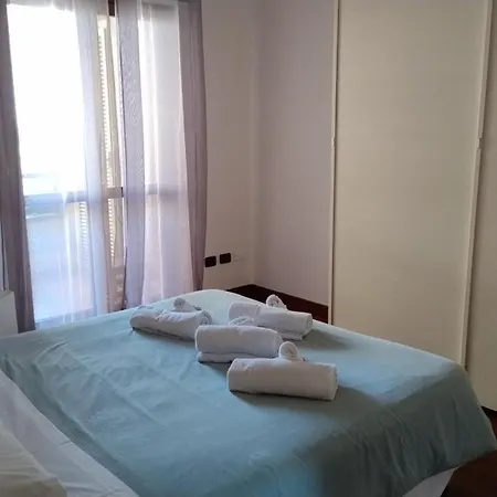 דירה Domus Fiera Di Roma Village *