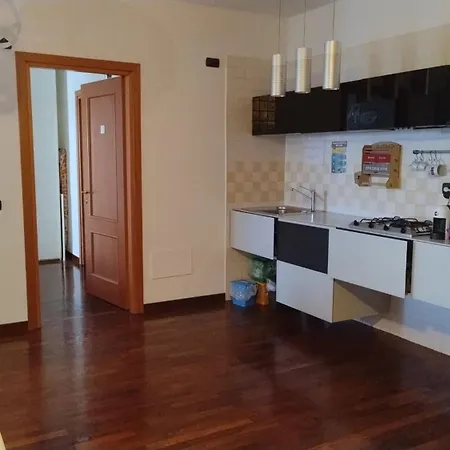 Domus Fiera Di Roma Village דירה פיומיצ'ינו