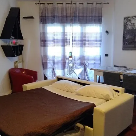 Domus Fiera Di Roma Village *