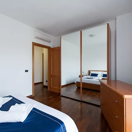 דירה Domus Fiera Di Roma Village *