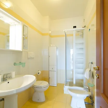 Domus Fiera Di Roma Village דירה פיומיצ'ינו