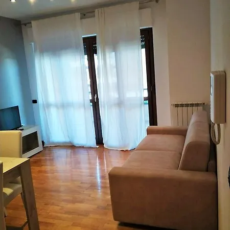 Domus Fiera Di Roma Village פיומיצ'ינו
