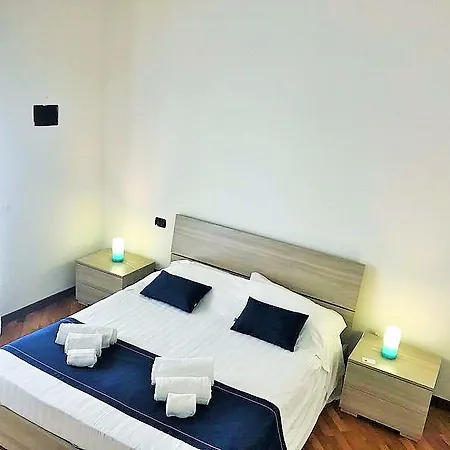 Domus Fiera Di Roma Village דירה *