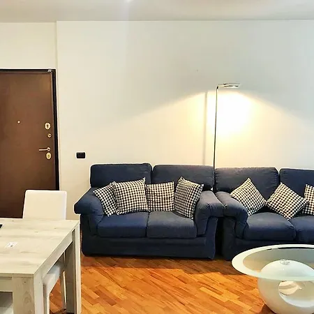Domus Fiera Di Roma Village דירה *