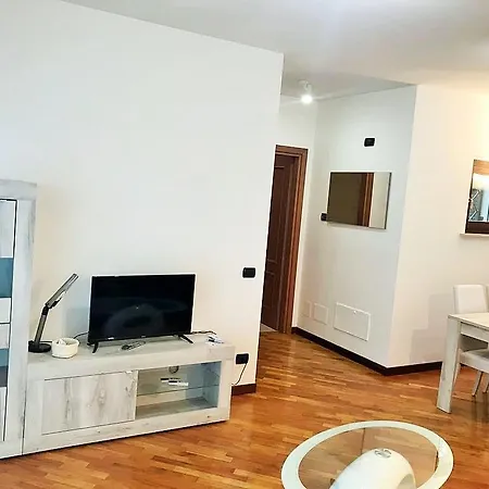 Domus Fiera Di Roma Village דירה פיומיצ'ינו