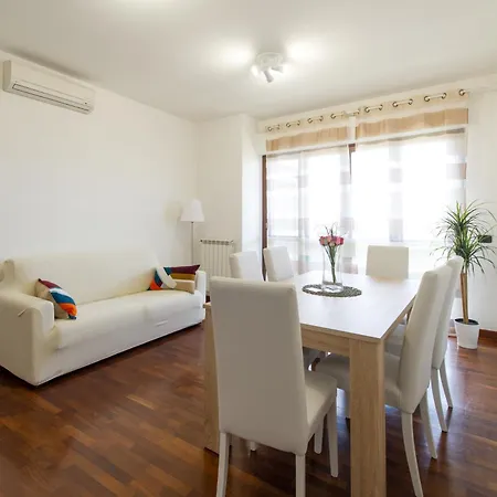 דירה Domus Fiera Di Roma Village פיומיצ'ינו